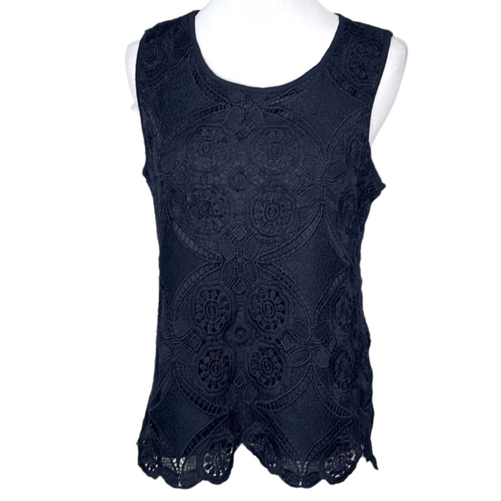 Black Lace Sleeveless Tank Top Blouse with Scalloped Hem